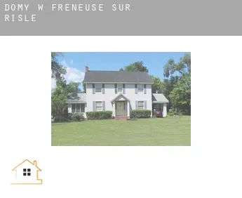 Domy w  Freneuse-sur-Risle